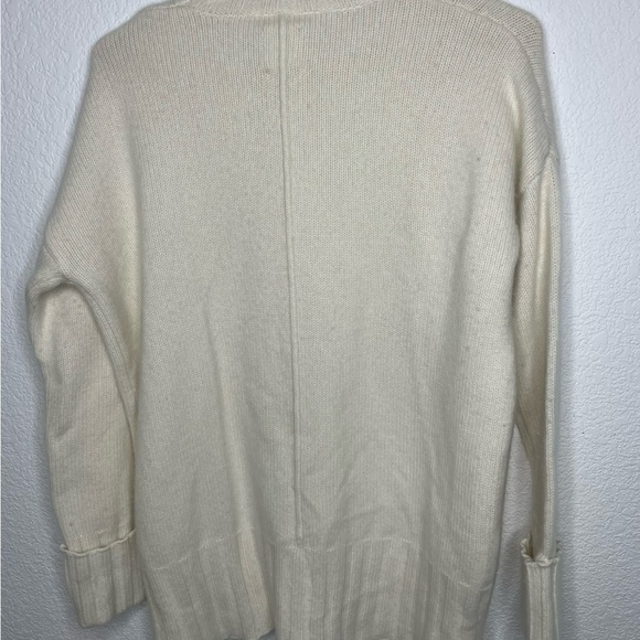 Not Monday sweater cashmere sz XS cream Classic Crewneck 100% cashmere - Picture 4 of 9